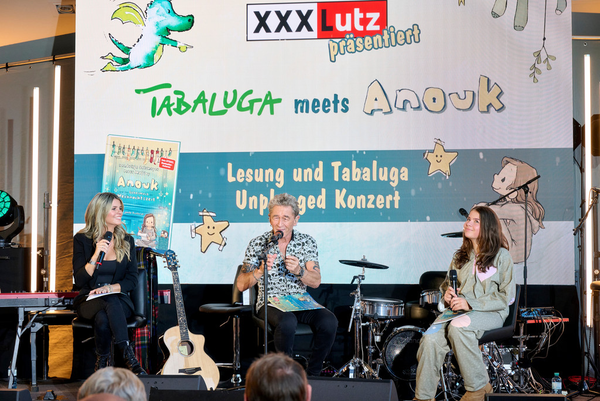 Vorschaubild PR_LDE_Press Release_20241203_Charity_XXXL-Momente für die Ewigkeit: Hendrikje Balsmeyer, Peter Maffay und Band begeistern beim XXXLutz Charity-Event in Kaltenkirchen