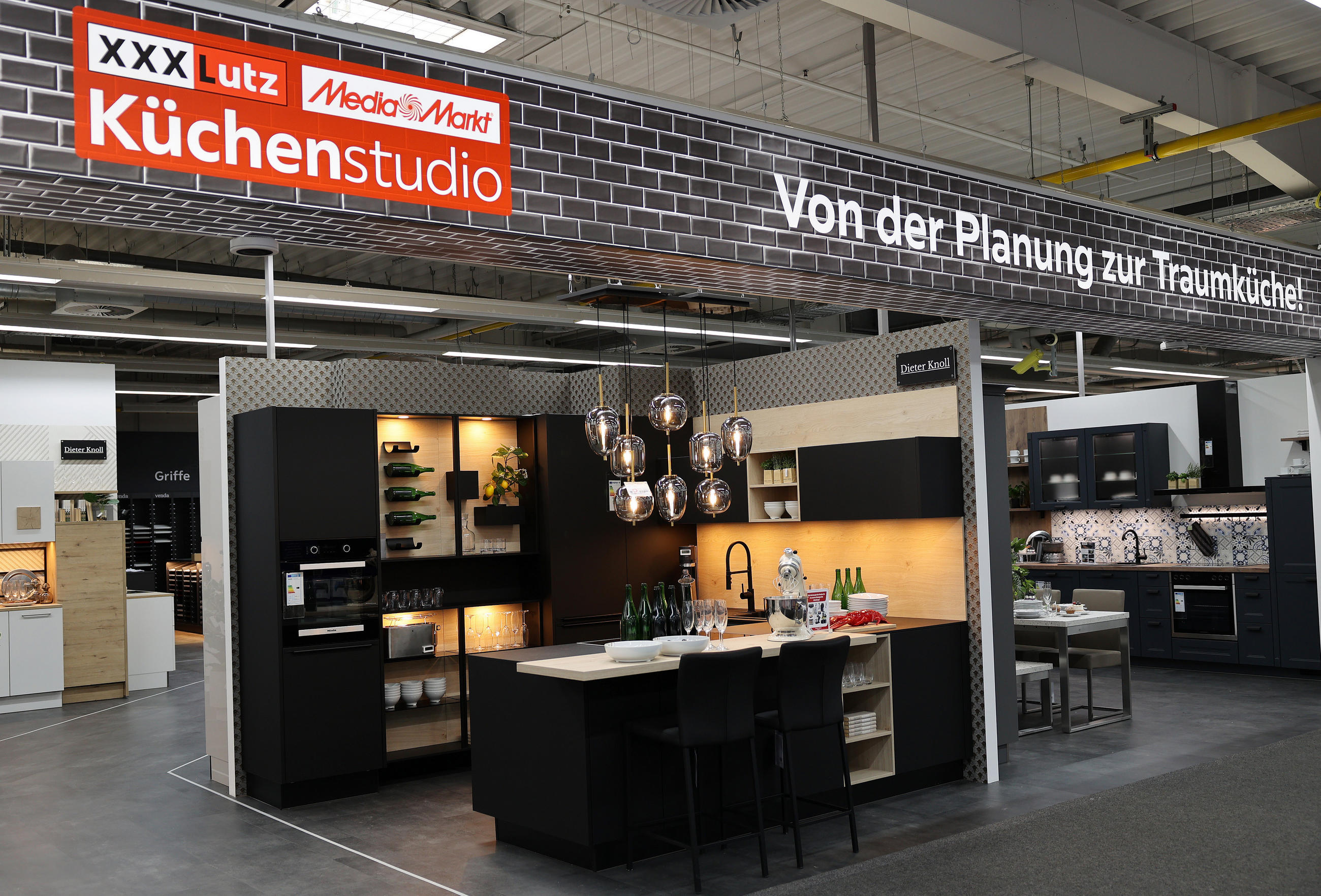 Premiere in Landshut: XXXLutz Traumküchen gibt's jetzt auch direkt bei MediaMarkt Landshut - XXXLUTZ