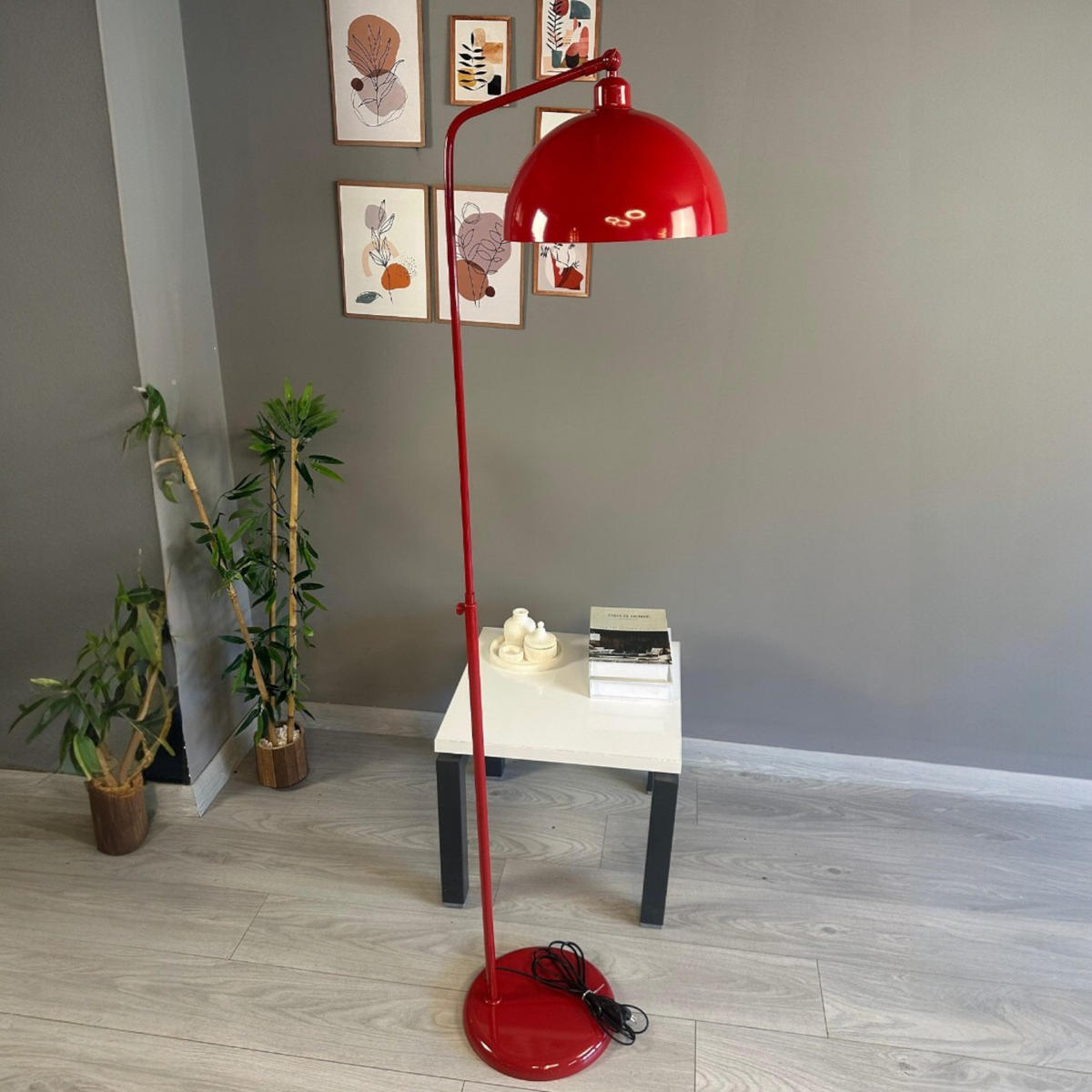 STEHLAMPE Norek aus Metall mit E27, verstellbarer Lampenschirm - Rot, Metall (37/37/169cm) - Bamyum