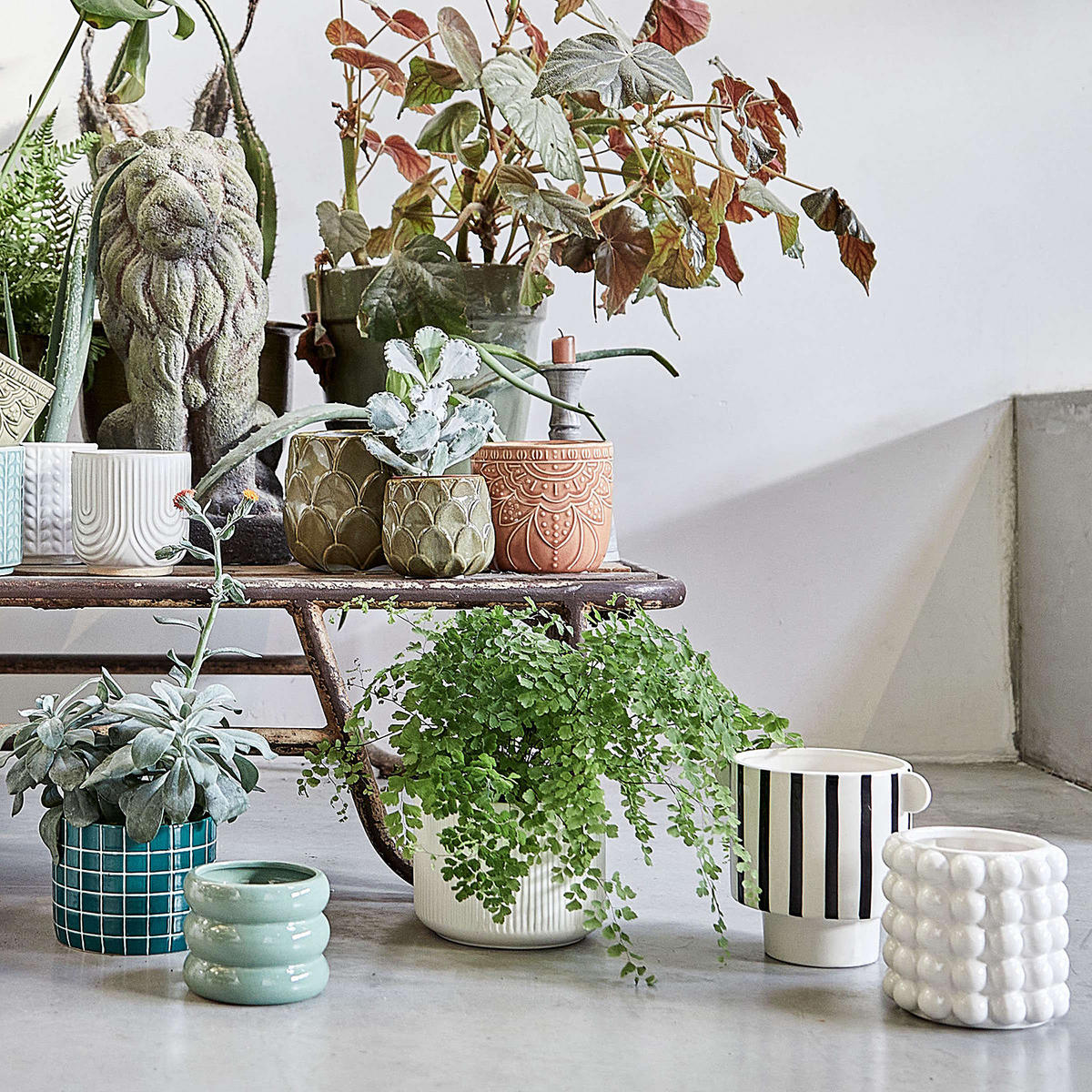 BLUMENTOPF Liv - Weiß, Stein (0.5cm) - Butlers