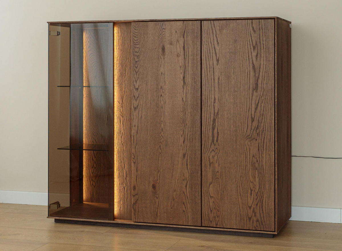 VITRINE Collodi Wildeiche Tabak 135 / 37 / 115cm - Wildeiche, Holz (135/115/37cm) - Feldmann-Wohnen