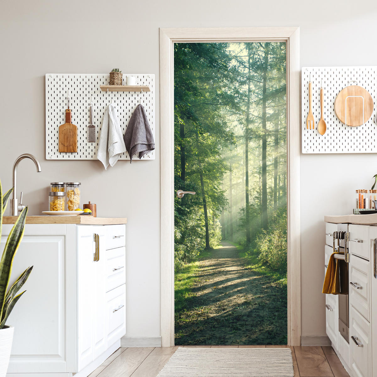 TÜRAUFKLEBER Wald - Weg - Sonne - Bäume - Grün - Natur 85x215 cm - Türtapete - Waldgrün, Kunststoff (85/0.1cm) - MuchoWow