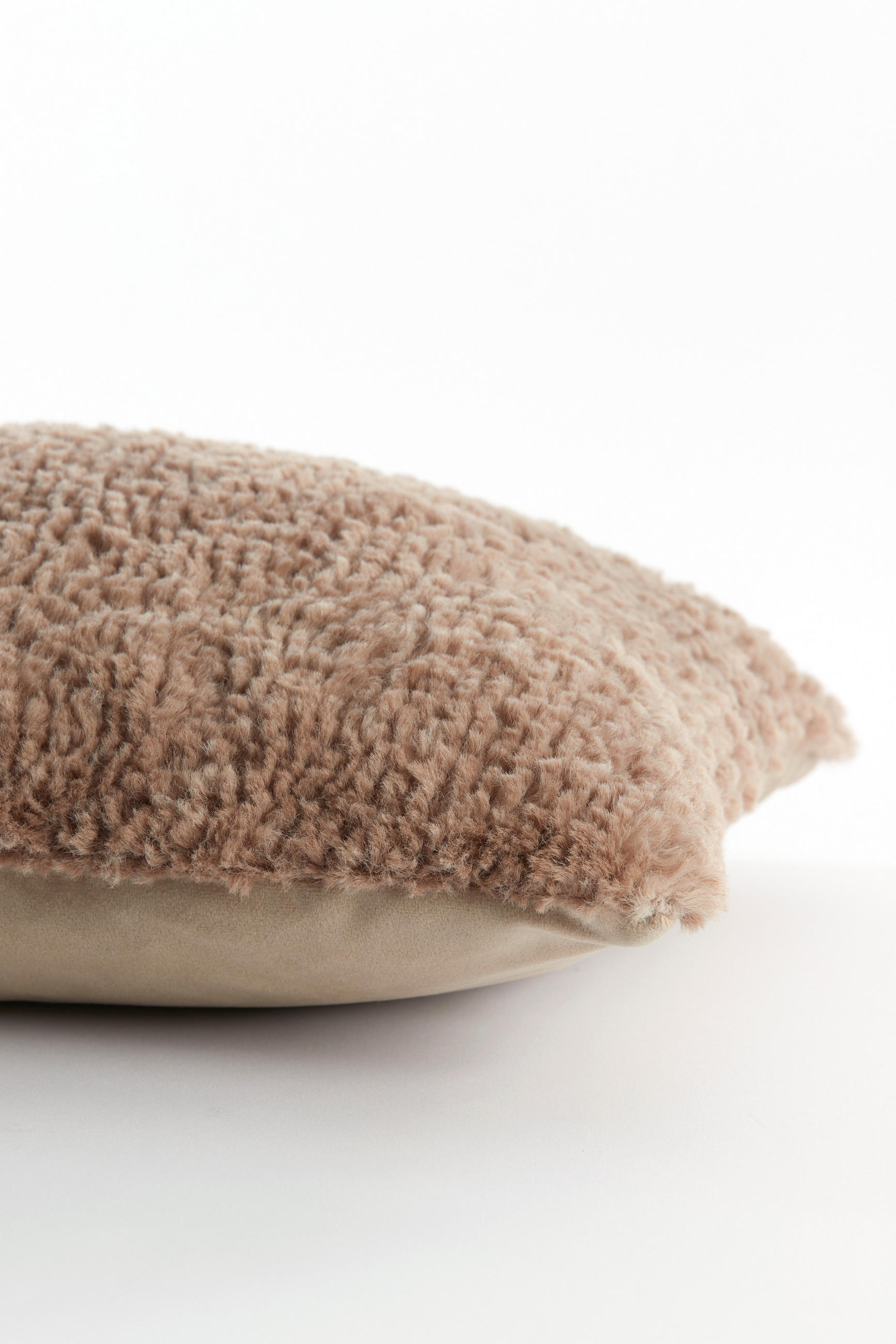 DEKOKISSEN Viterbo Braun 60/30/10 cm - Hellbraun, Textil (30/60cm) - Light & Living