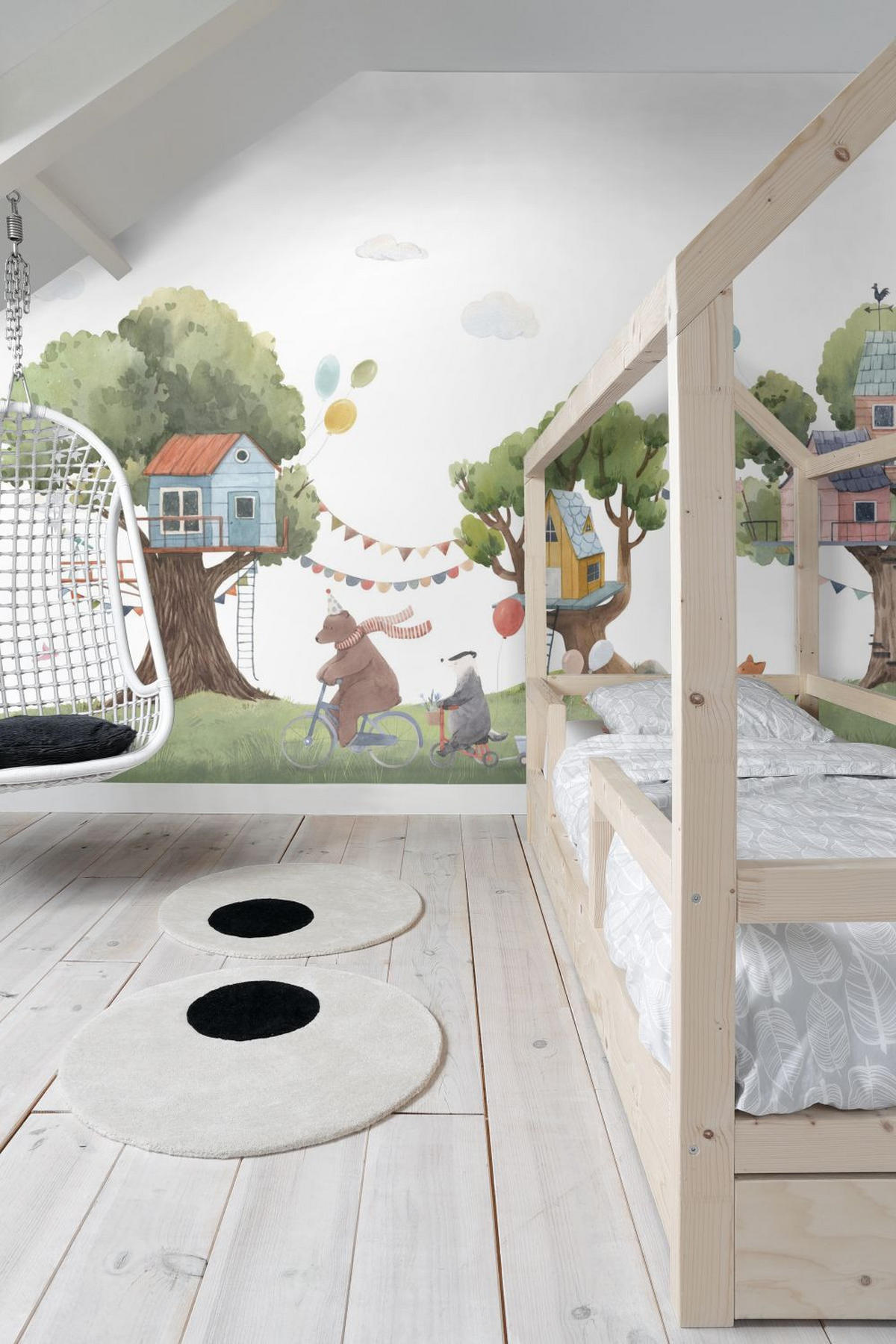 FOTOTAPETE Baumhausfest mit Tieren 400 x 279 cm - Grün, Papier (400/279cm) - ESTAhome
