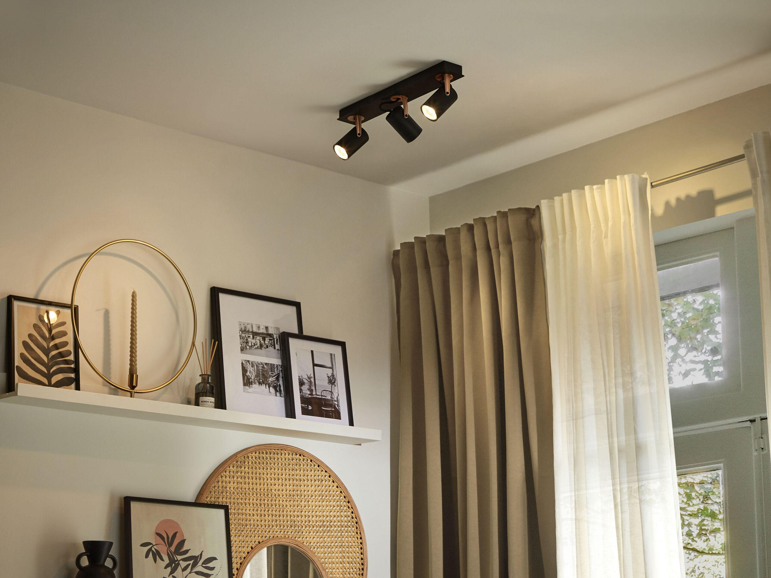 DECKENLEUCHTE Klip 44x7x12 cm - Schwarz, Metall (7/44/12cm) - Beliani