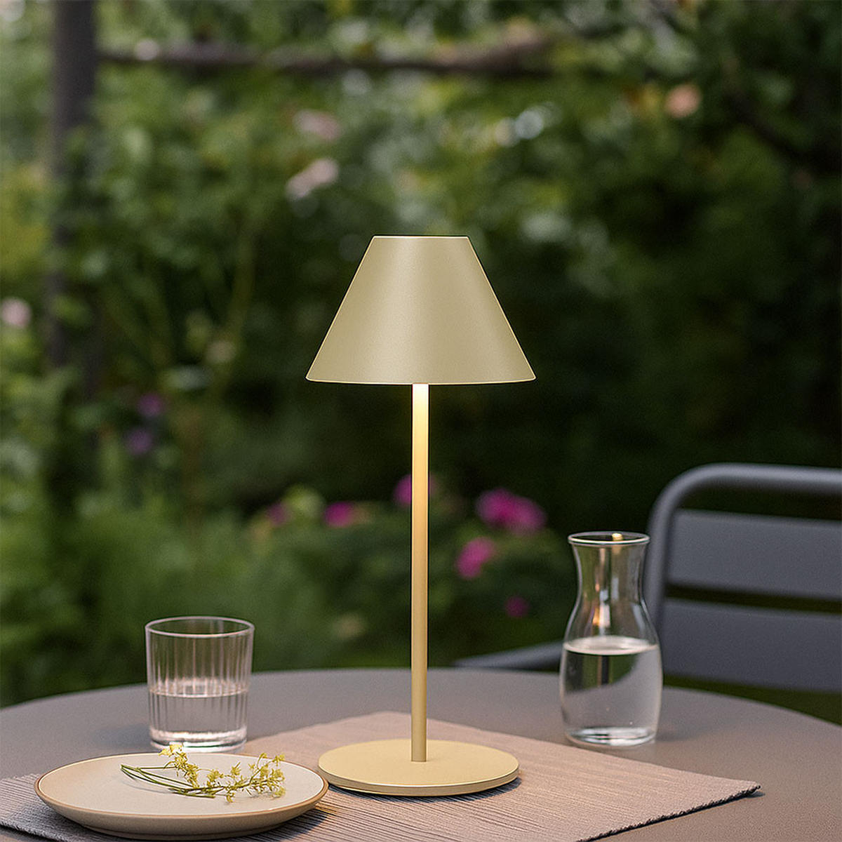 LED TISCHLEUCHTE Sand Aluminium - Bernsteinfarben, Metall (14/14/36cm)