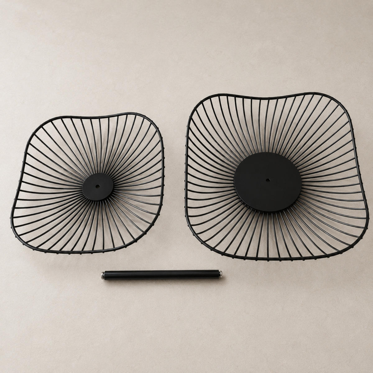METALLFRUCHTPLATTE Schwarz 29/29/24 cm - Schwarz, Metall (24cm) - AROMELIO