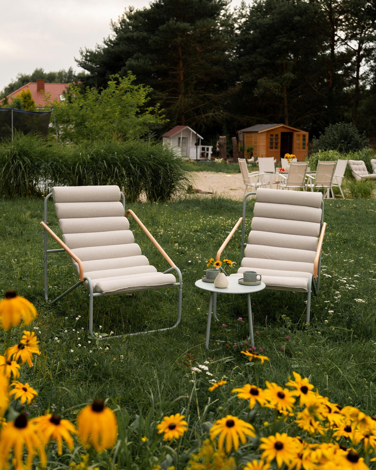 LOUNGE SADA se stolem 2-místná Kov Mátově zelená Pasto - zelená barva/béžová, kov - Beliani