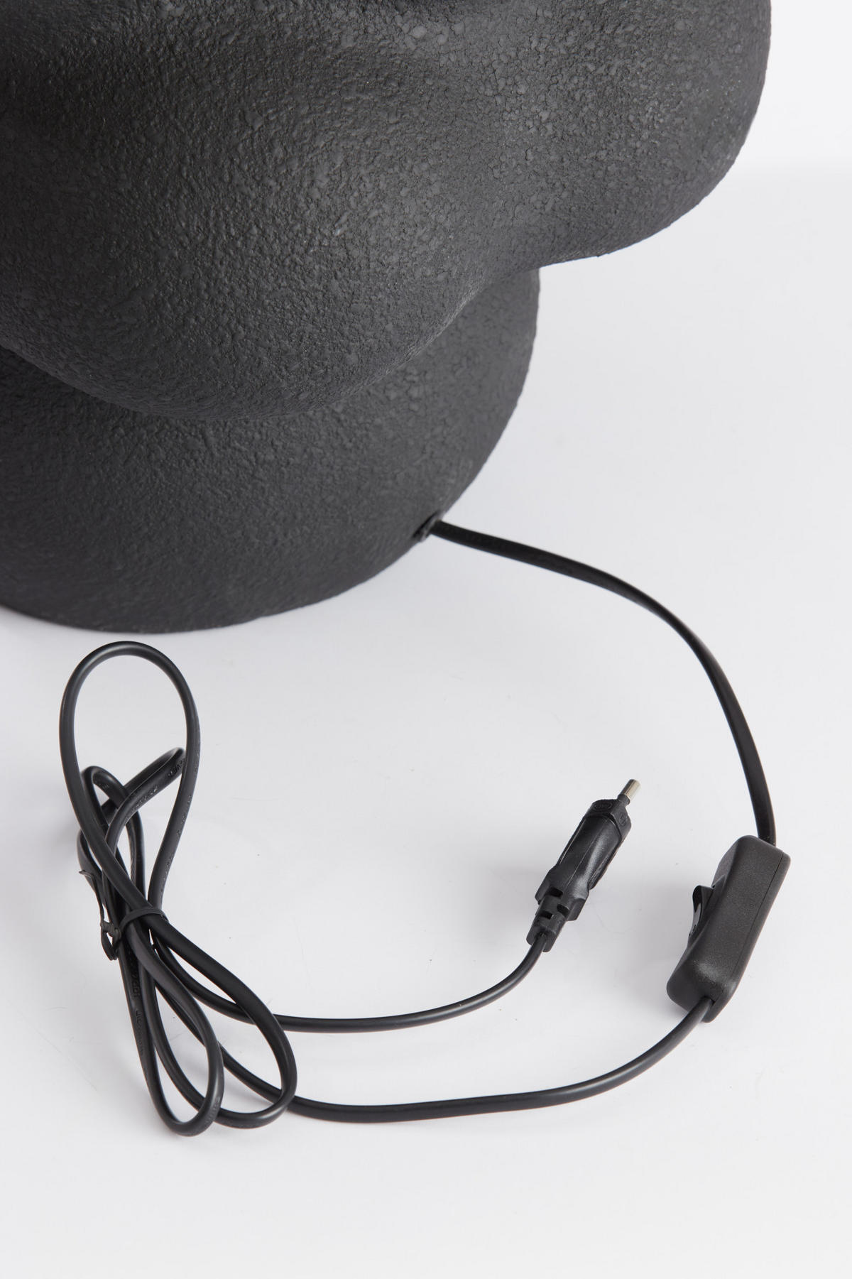 LAMPENFUSS Carilo Schwarz Ø30,5/38 cm - Schwarz, Keramik (30.5/30.5/38cm) - Light & Living