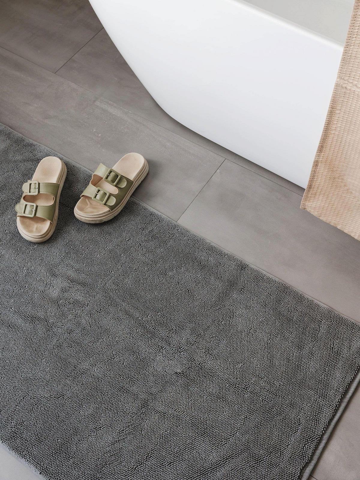 BADEMATTE Ole Anthrazit 70x120 cm - Anthrazit, Textil (70/120cm) - benuta Nest