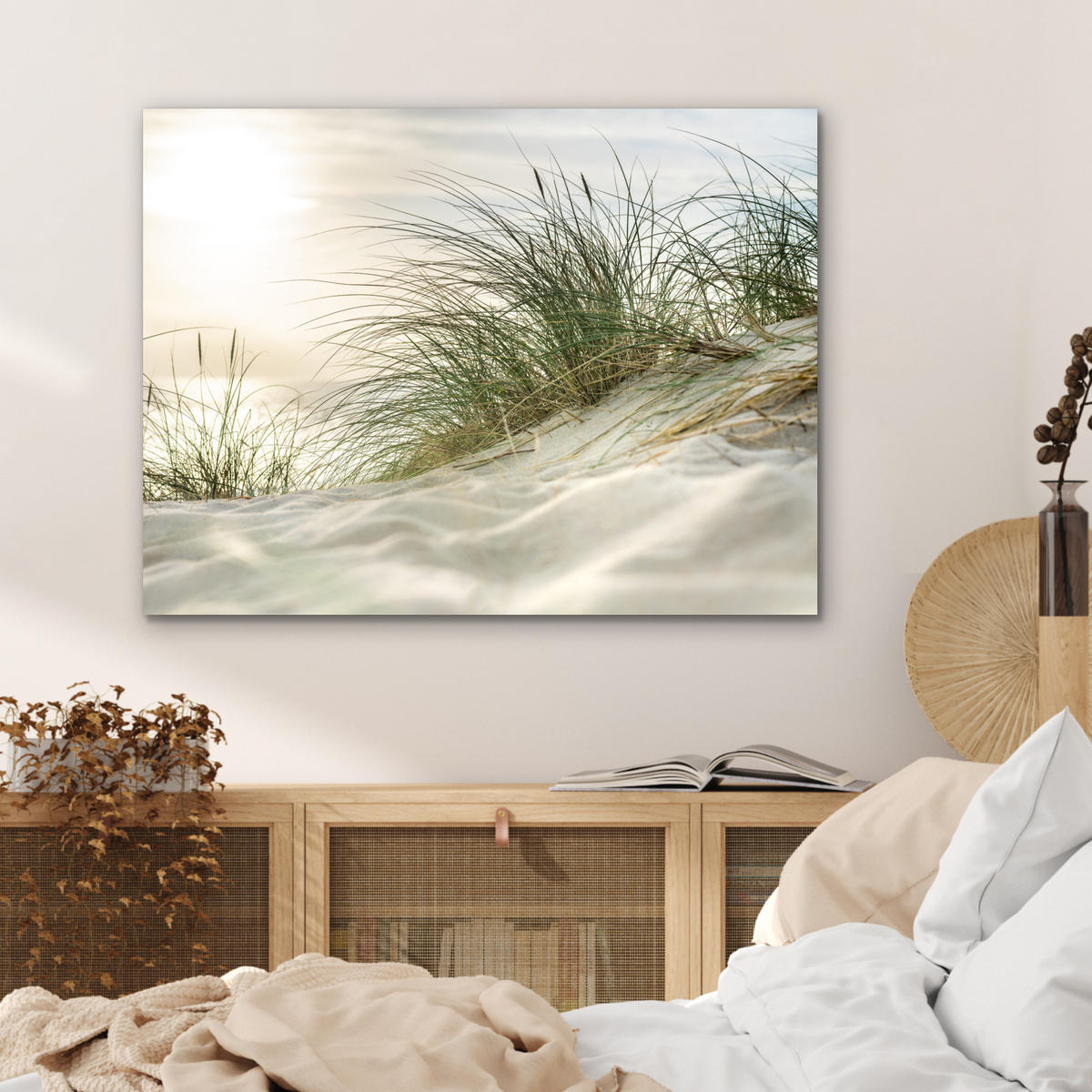 KOVOVÝ OBRAZ Duny s marramovou trávou pod slnkom nemeckého národného parku Schleswig-Holsteinisches Wattenmeer 80x60 cm - krémová, kov (80/60cm) - MuchoWow