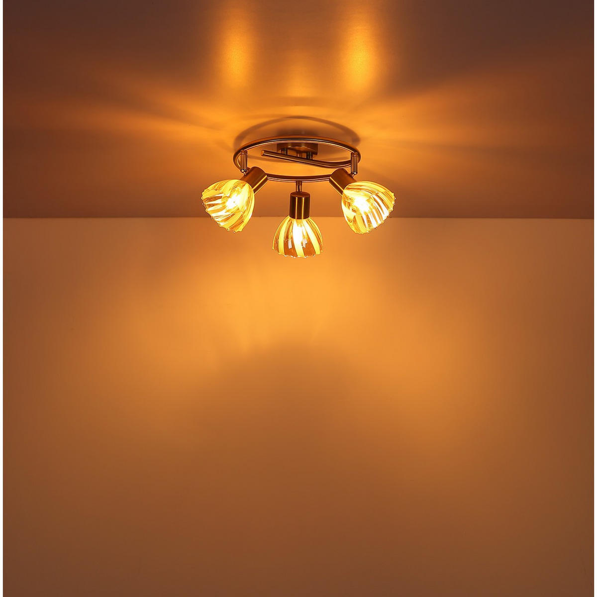 DECKENLEUCHTE, Messing, schwenkbar, 3-flammig - Messingfarben, Glas (46/46/19cm) - Globo Lighting