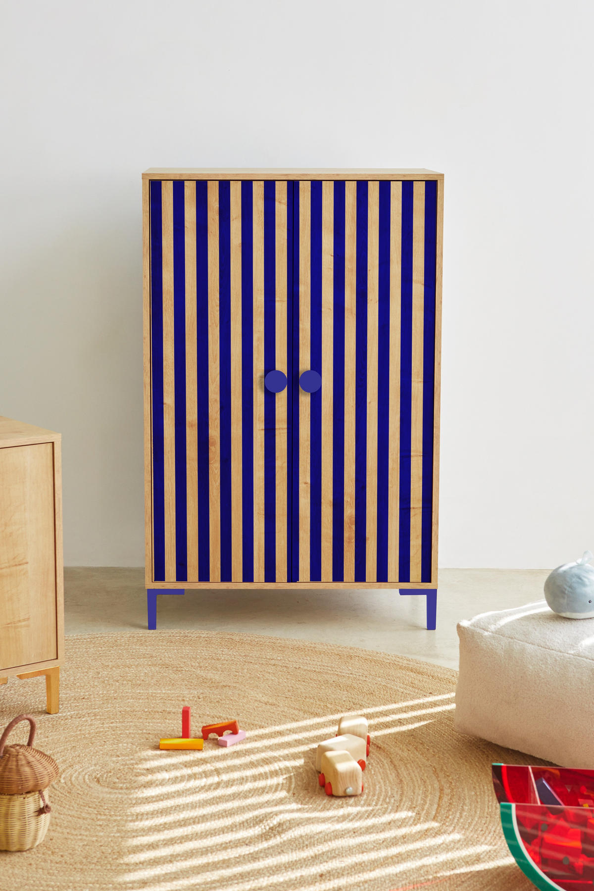 KLEIDERSCHRANK mit 2 Türen, Eichenholzoptik mit blauen Streifen ALVA KIDS - Blau/Eiche Artisan, Holzwerkstoff (75/123/45cm) - RNT By Really Nice Things