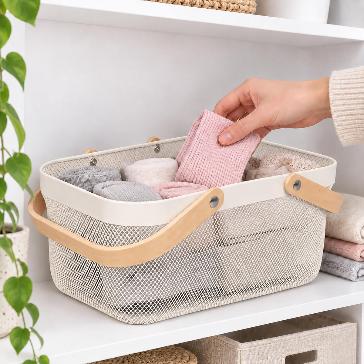 KORG Creme trådkorg med handtag 17,5x43x27 cm - Cremefärgad, Trä/Metall (43/17.5/27cm) - Relaxdays