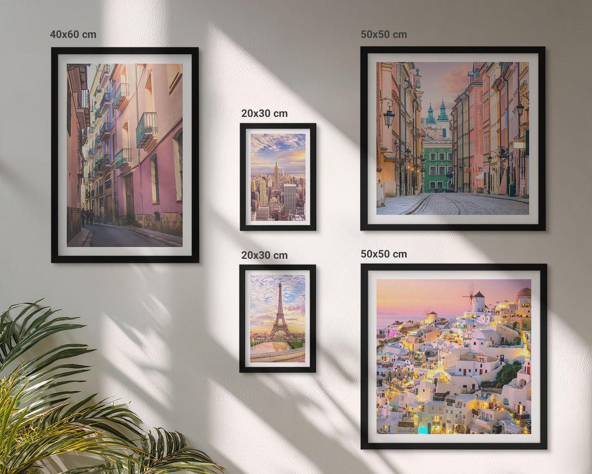 BILDER SET 5er Set - 50x50 cm & 20x30 cm & 40x60 cm Schwarzer Rahmen - New York Paris Oia Warschau Dämmerung - Schwarz, Kunststoff (40/60cm) - TULUP
