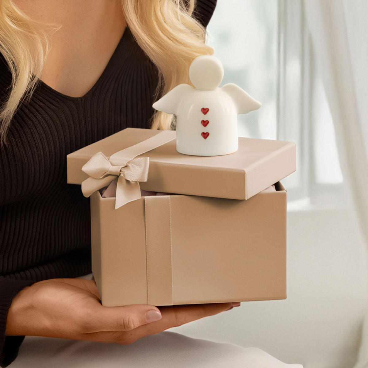 SCHUTZENGEL SENDING LOVE With Love weiß 7,6 cm - Weiß, Keramik (5/7.6/8.5cm) - like.Villeroy & Boch