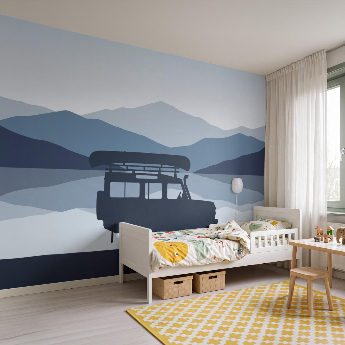 KINDERTAPETE - Auto - See - Berge - Blau - 350x240 cm - Blaugrau, Papier (350/240cm) - OnlyWow