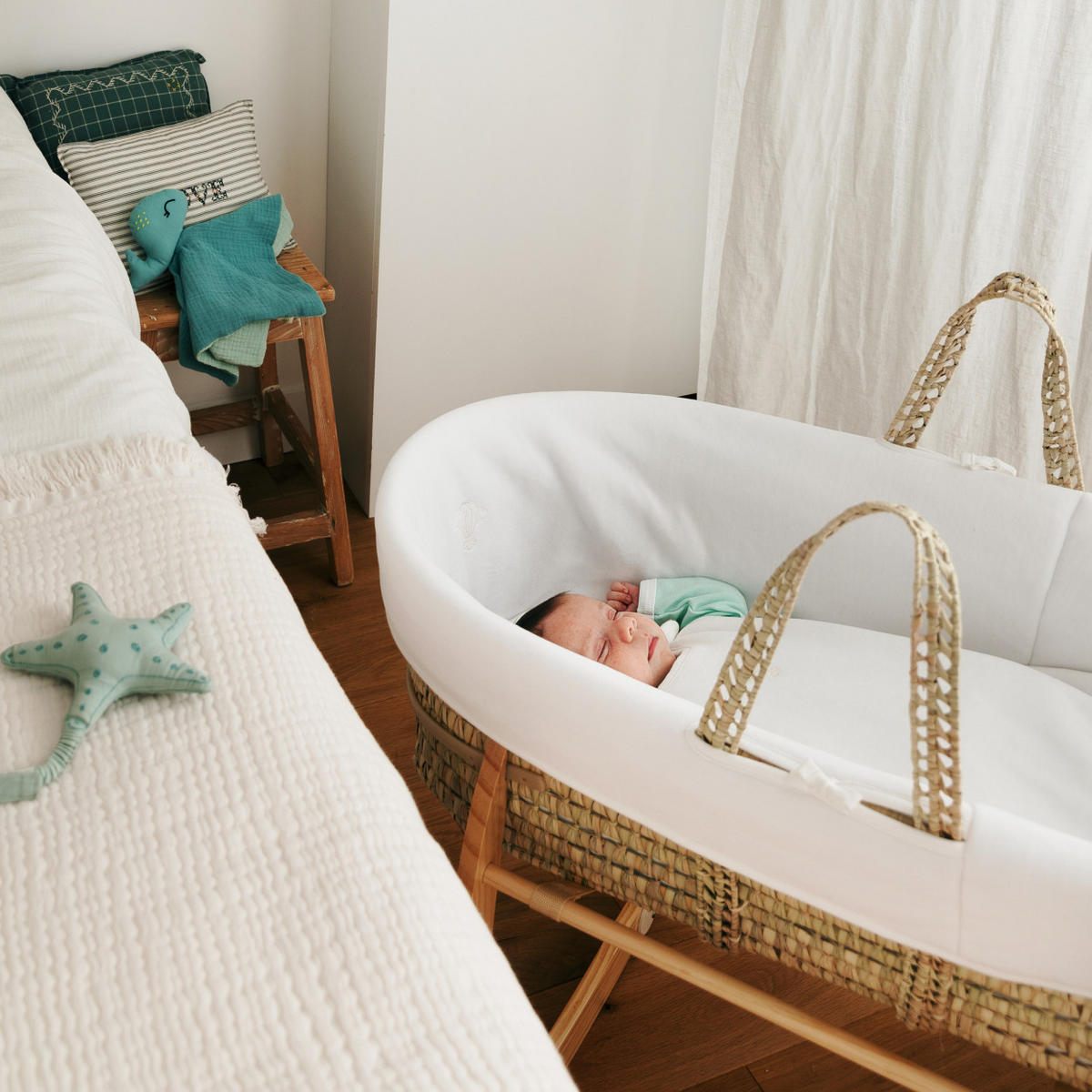 BABYTRAGEKORB mit Holzgestell weiss - Weiß, Naturmaterialien (29/78cm) - Premiers Moments
