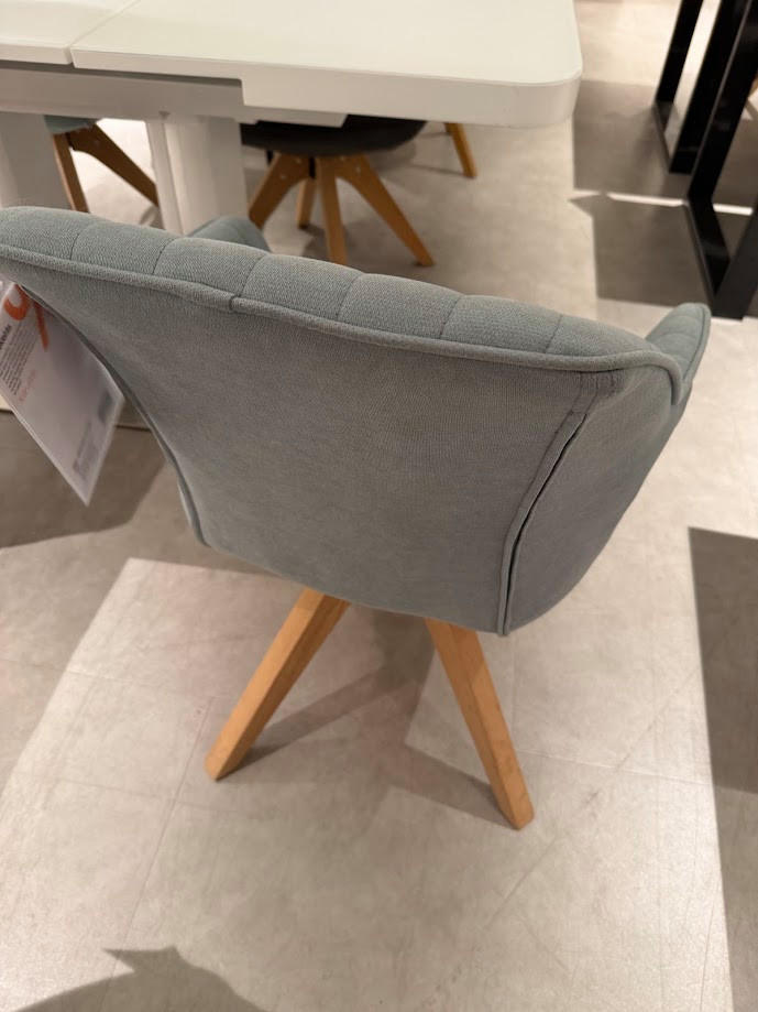 KAROSSZÉK CHILL-BUDAÖRS OUTLET - Hom`in