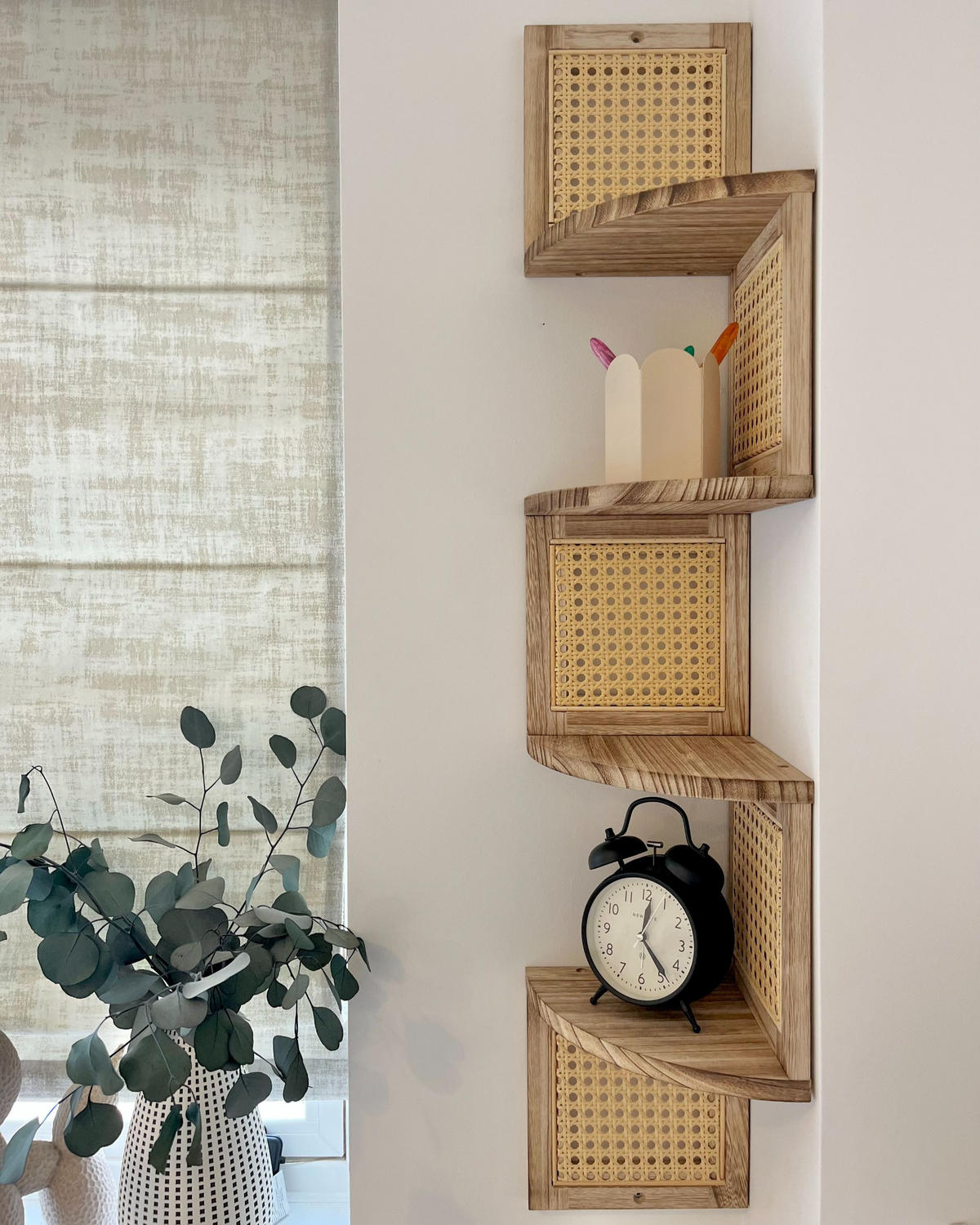 RAFT cu 4 niveluri maro deschis Alder - maro deschis, lemn (19/101/19cm) - Beliani