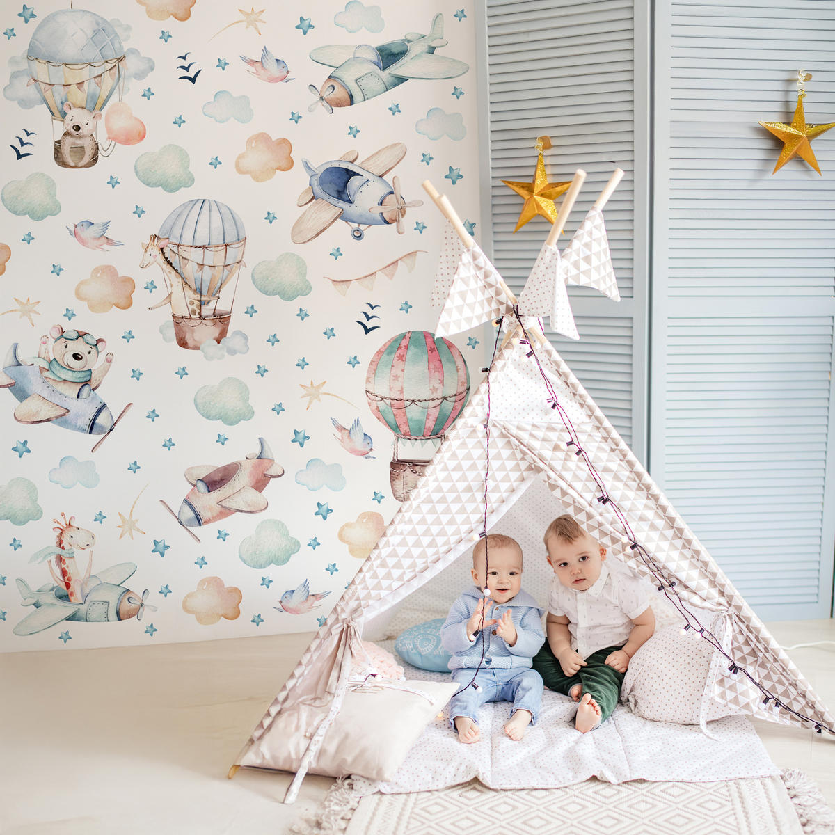 WANDAUFKLEBER SET Wilde Tiere Wolken Flugzeuge Luftballons 60x30 - Beige/Rosa, Papier (60/30/1cm) - Muralo