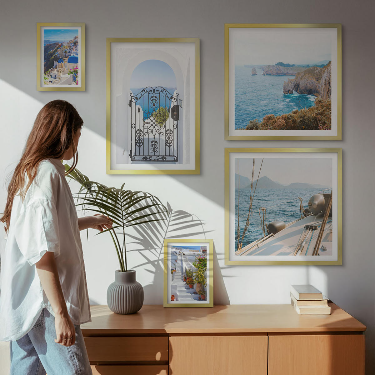 BILDER SET 5er Set - 50x50 cm & 20x30 cm & 40x60 cm Goldrahmen - Griechische Architektur auf Santorin, Oia - Goldfarben, Kunststoff (40/60cm) - TULUP