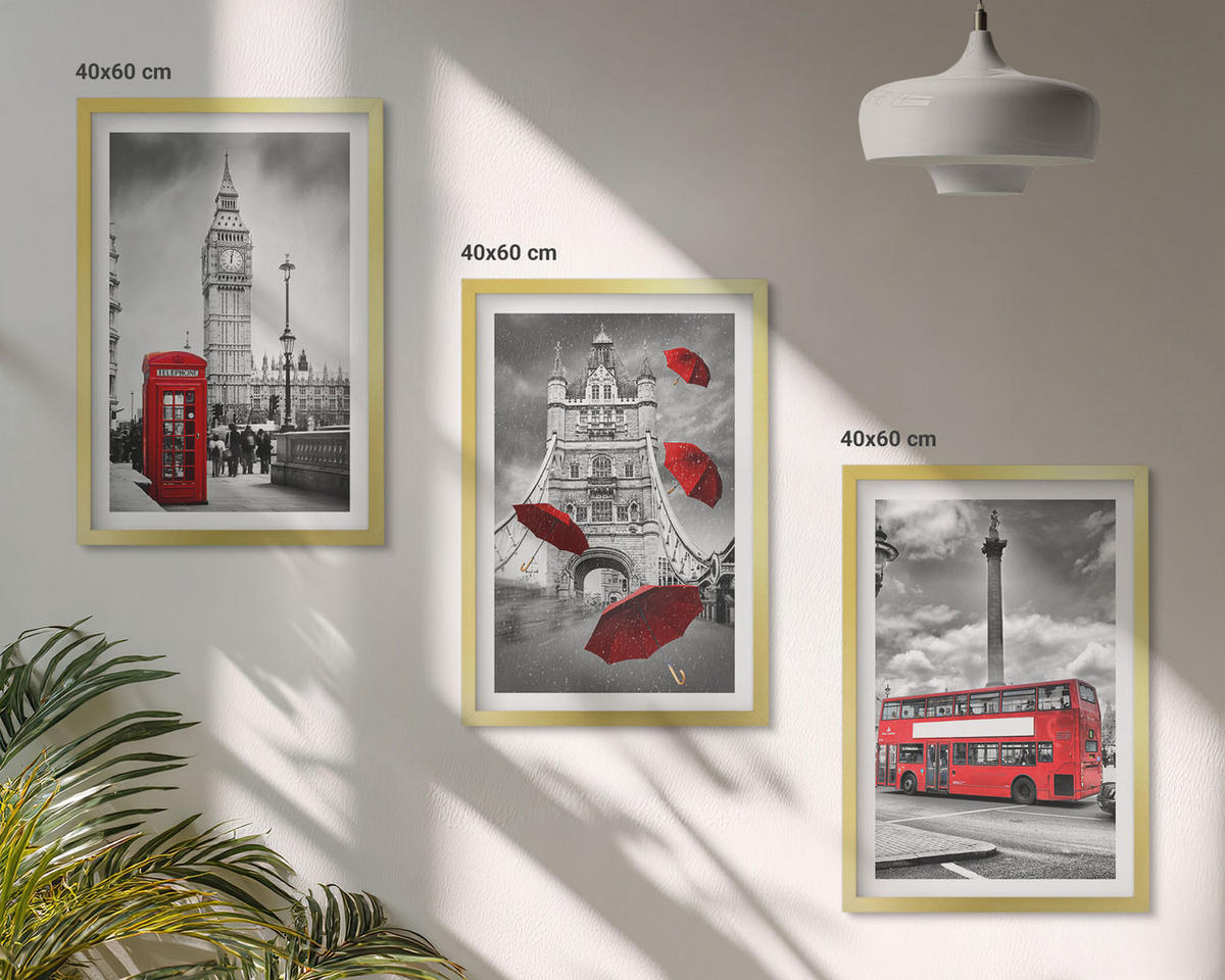 WANDBILDER 3er Set - 40x60 cm Goldrahmen - Roter Regenschirmstand und Londoner Bus - Goldfarben, Kunststoff (40/60cm) - ArtPrintCave