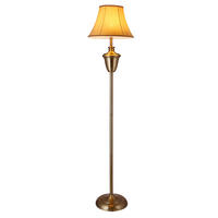 STEHLEUCHTE Madrid - Beige, Metall (35/35/157cm) - lux.pro