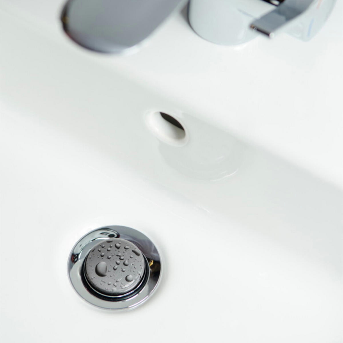 WASCHBECKENSTÖPSEL Dewdrop - Grau, Kunststoff/Metall (4/7/7cm) - Sanilo