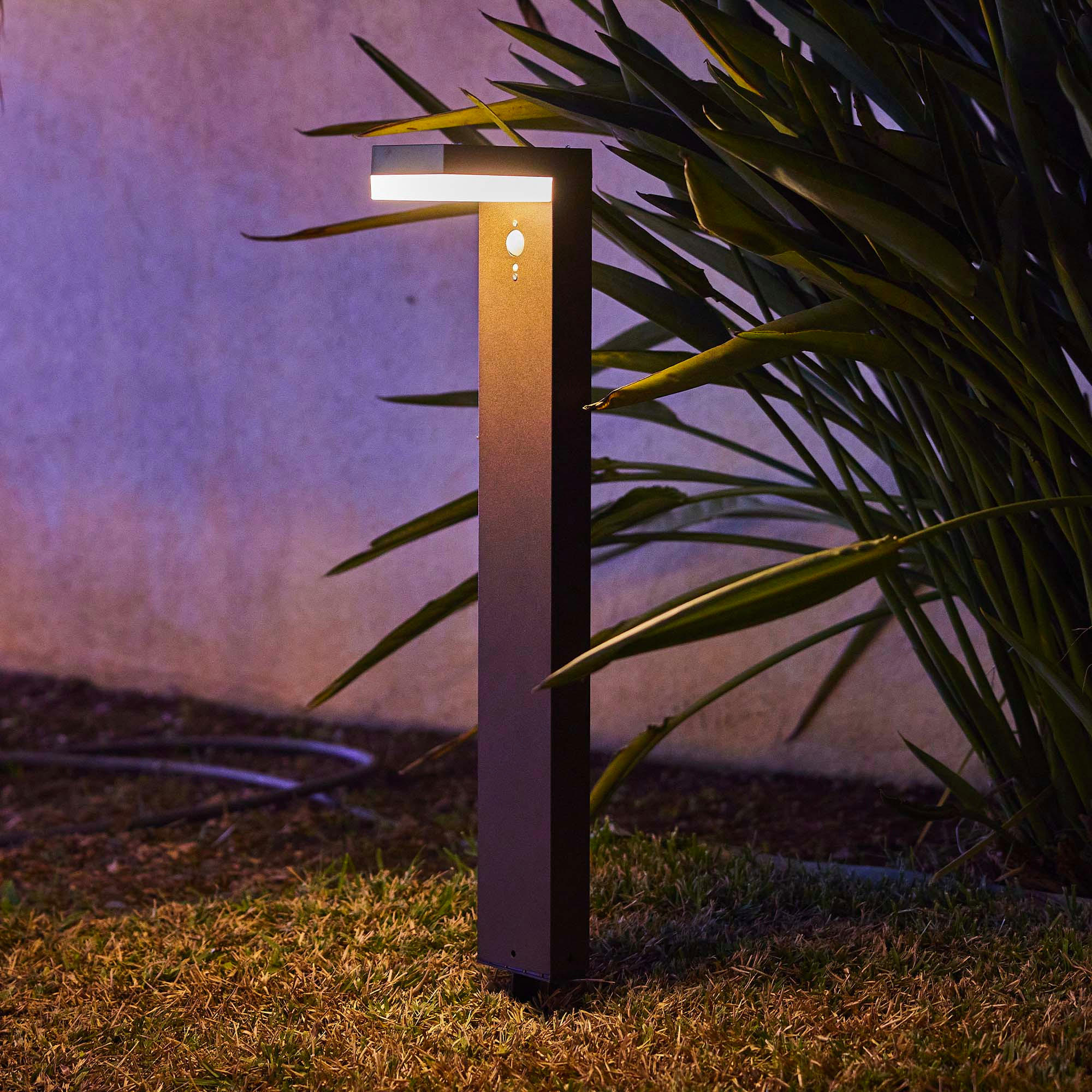 Thumbnail - Lumisky Cenova, Schwarz, Metall, 10x50x17 cm, Lampen & Leuchten, Außenbeleuchtung, Solarleuchten