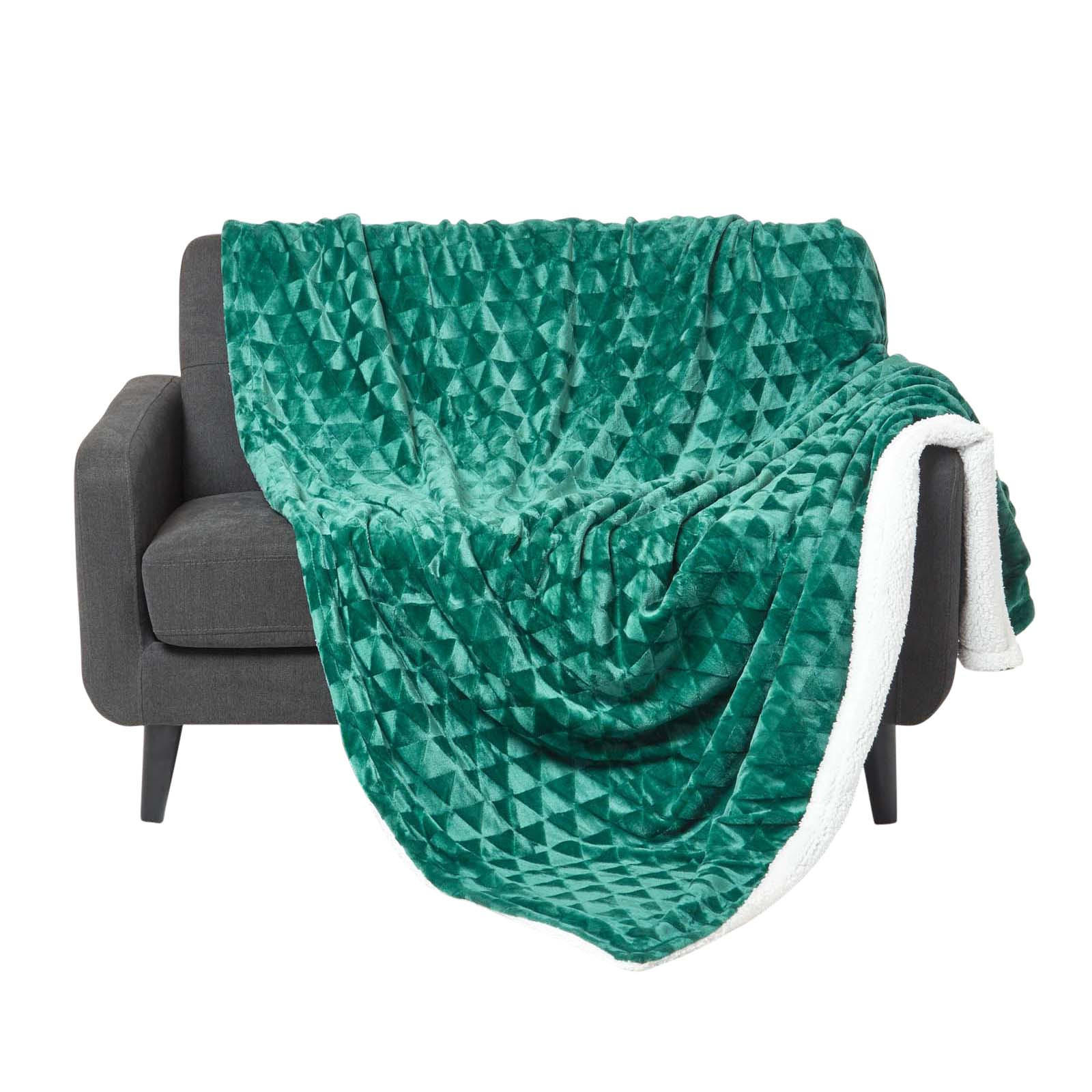 KUSCHELDECKE Sherpa 160/200 cm, Samtdecke mit Dreieckmuster - Grün, Textil (160/200cm) - Homescapes