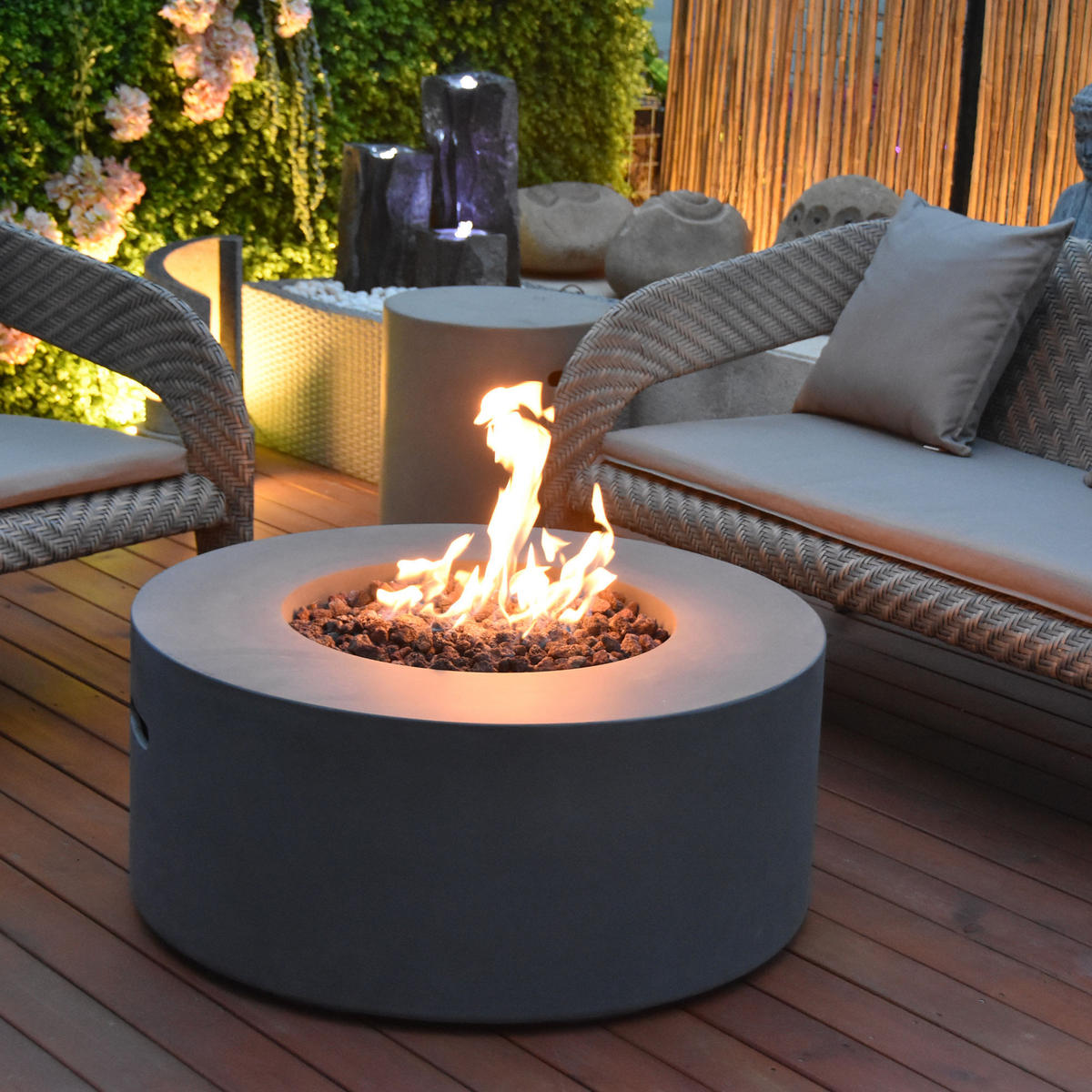 FEUERTISCH Tramore Gasfeuerstelle aus GF-Beton 87/87/36 cm - Hellgrau, Naturmaterialien (87/37/87cm) - Elementi