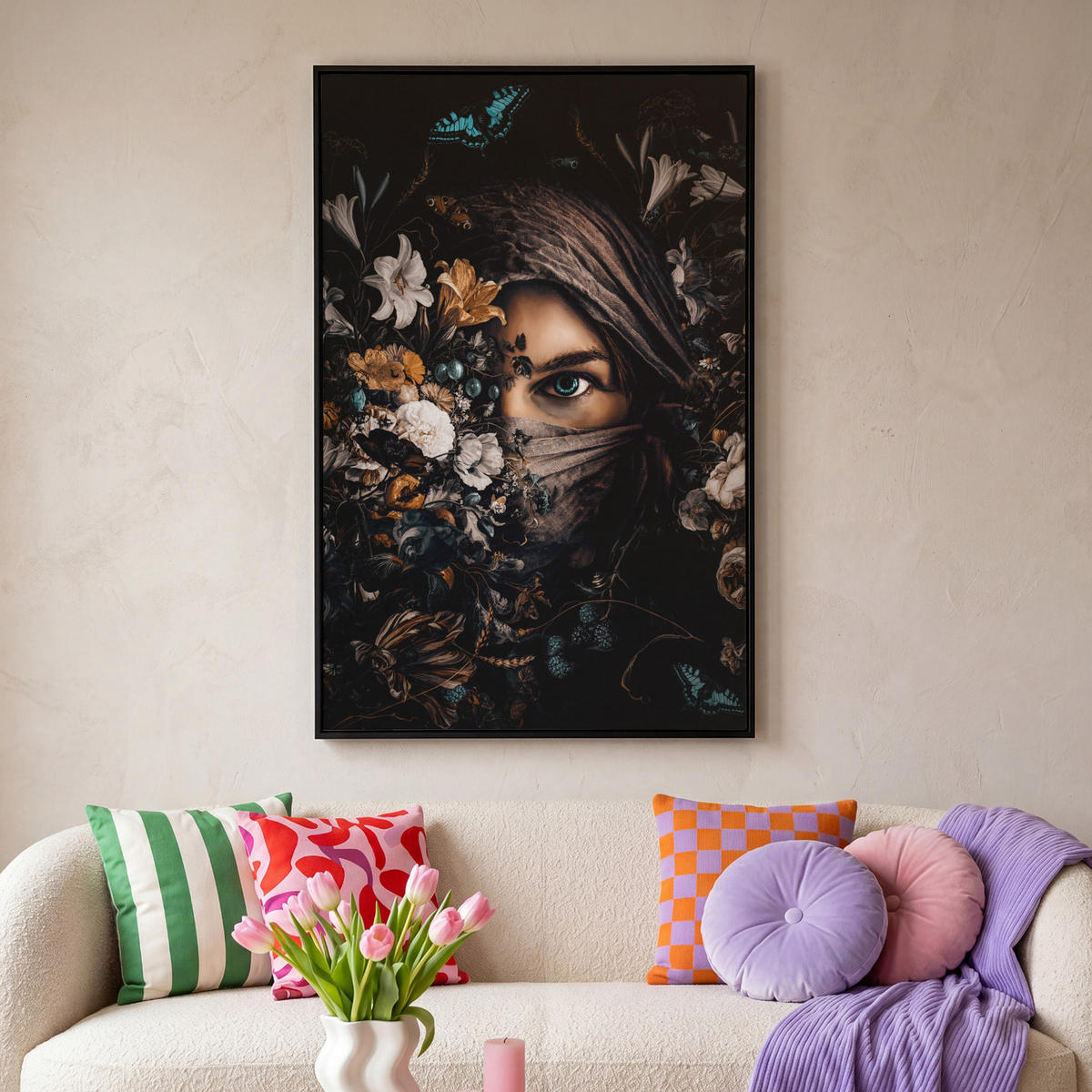 LEINWAND Bilder mit Rahmen - Frau - Luxus - Blumen - Schmetterling - Porträt - 80x120 - Schwarz, Textil (80/120cm) - MuchoWow