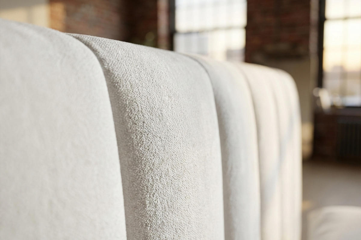 POLSTERBETT CATTURA Cremeweiß Velvet - Creme/Weiß, Textil (180/200cm) - KAWOLA