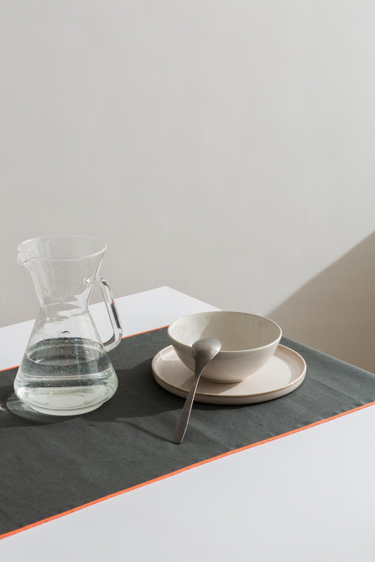 TISCHET 8-teilig, 100% Leinen, marder und fluor SET CONTRAST EDGE - Grau, Textil (40/130cm) - RNT By Really Nice Things