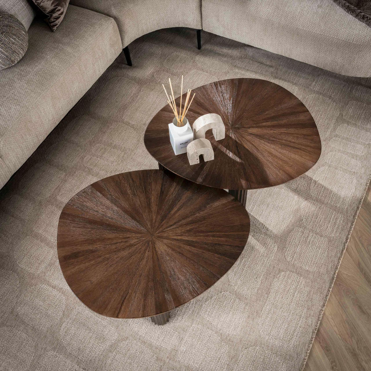 COUCHTISCH-SET FLAVIO TRAINGOLO Dreieckige Satztische im Mid-Century Design - Braun, Holz (61/75/45cm) - alesvelt