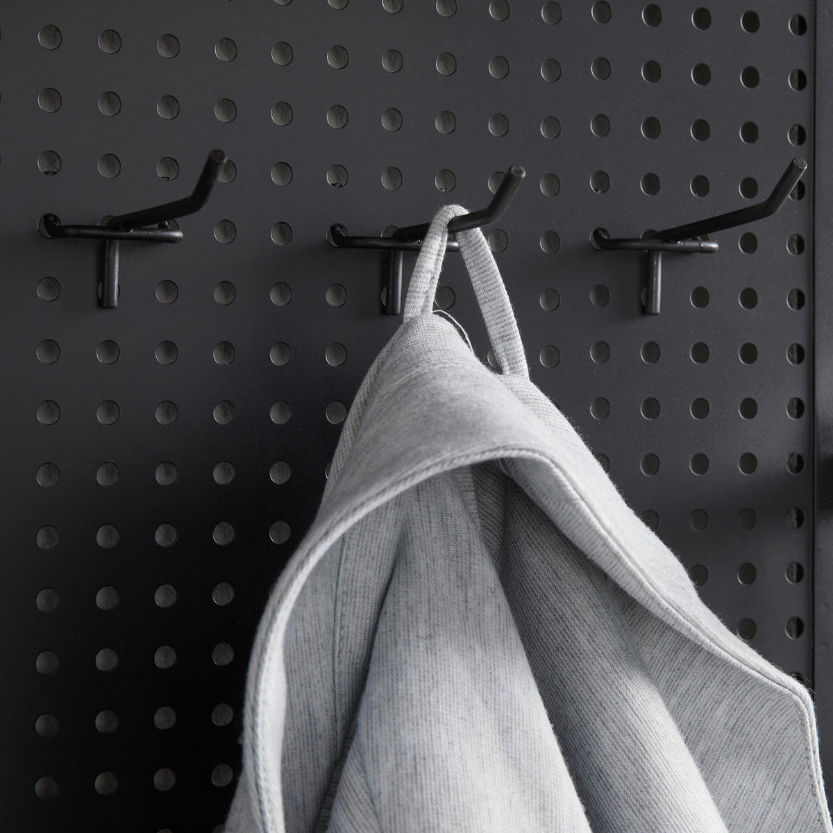 GARDEROBE Lorenzo Schwarz/Kiefer Metall/Echtholz - Schwarz, Holz (40/180/25cm) - Bessagi Home