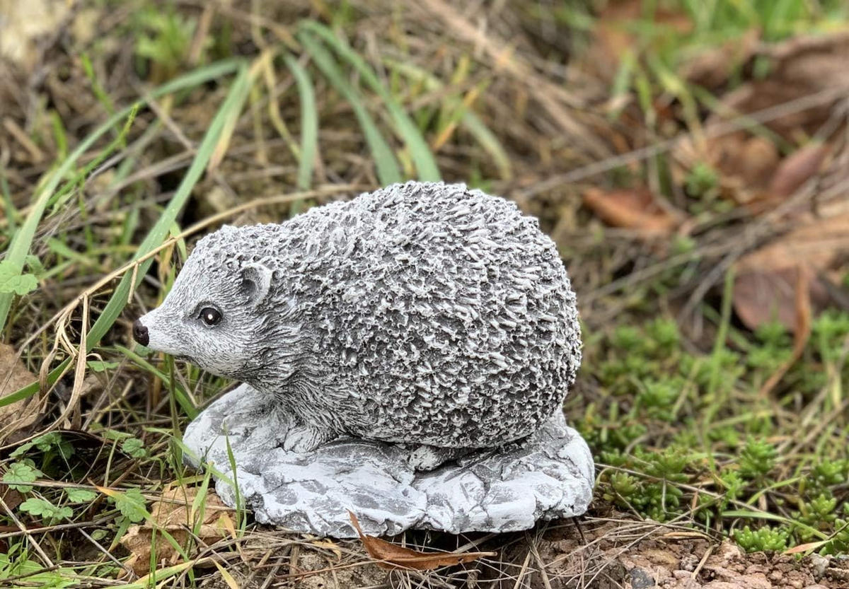 STEINFIGUR Igel Little Ferdi, frostfest, Steinguss - Grau, Stein (11/8/14cm) - stoneandstyle