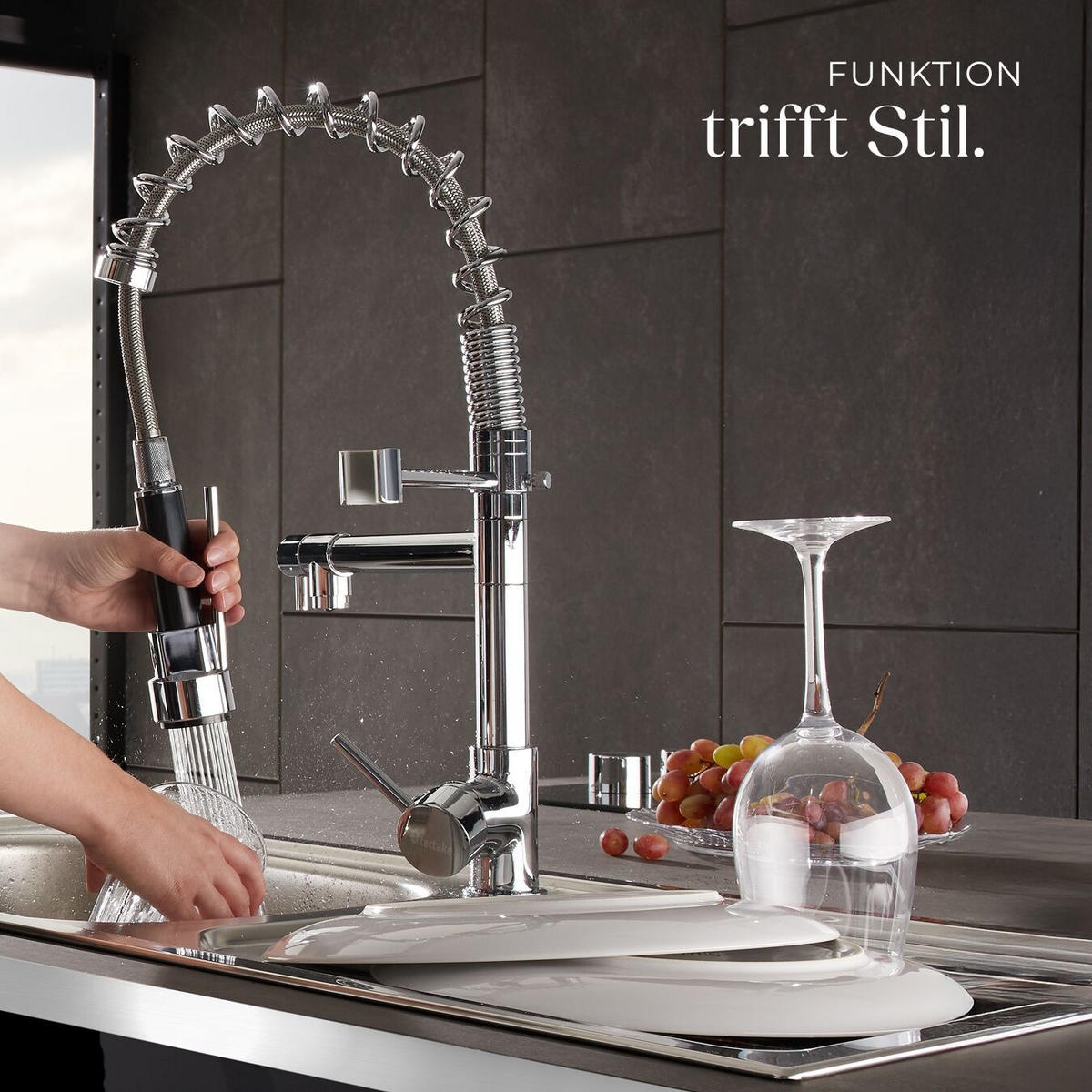 KÜCHENARMATUR, inklusive 2 Anschlussschläuche, grau - Grau, Metall (5/52/24.5cm) - tectake