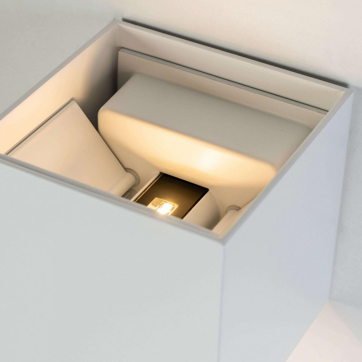 WANDLEUCHTE Cubic, Weiß, 10cm - Weiß, Metall (10/10/10cm) - KOSILUM