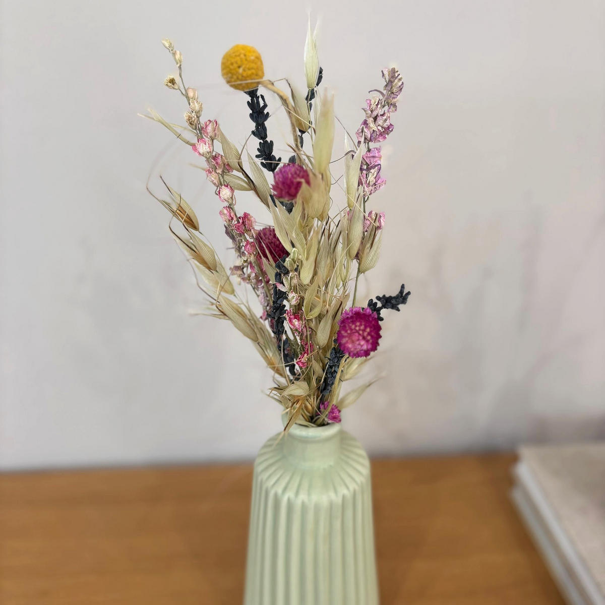 WIESENGLÜCK Mini - Natürlicher Trockenblumenstrauß in beige-rosa - Beige, Naturmaterialien (30cm) - Lykke & You