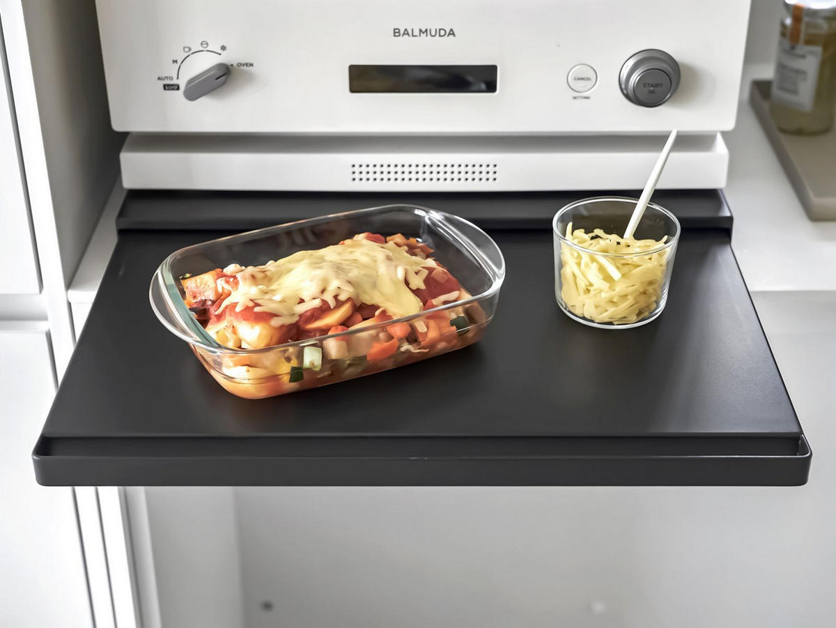 ARBEITSPLATTEN-AUSZIEHTABLETT Tower schwarz 45/4/37 cm - Schwarz, Metall (37/4/45cm) - Yamazaki