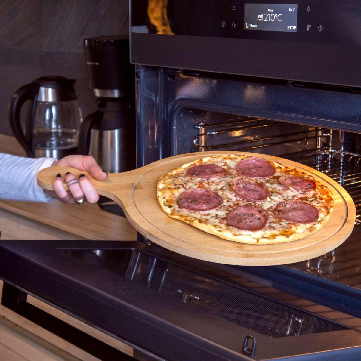 PIZZA SCHNEIDEBRETT - Braun, Naturmaterialien (31.5/44.3cm) - Intirilife