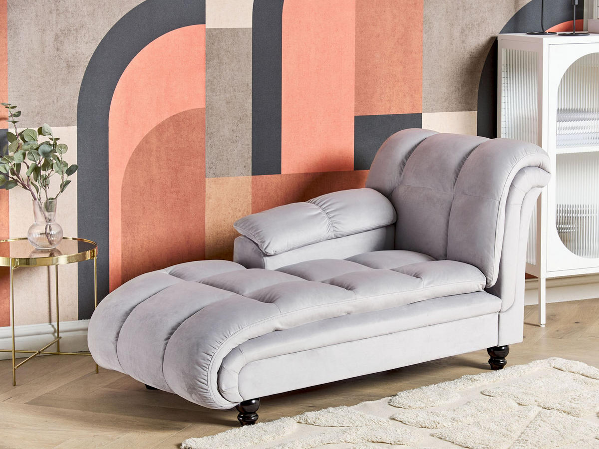 CHAISELONGUE Samtstoff hellgrau rechtsseitig Lormont - Grau, Textil (141/76/70cm) - Beliani