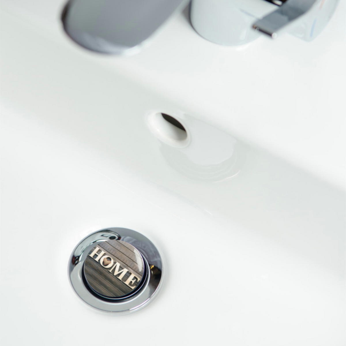 WASCHBECKENSTÖPSEL Welcome - Braun, Kunststoff/Metall (4/7/7cm) - Sanilo