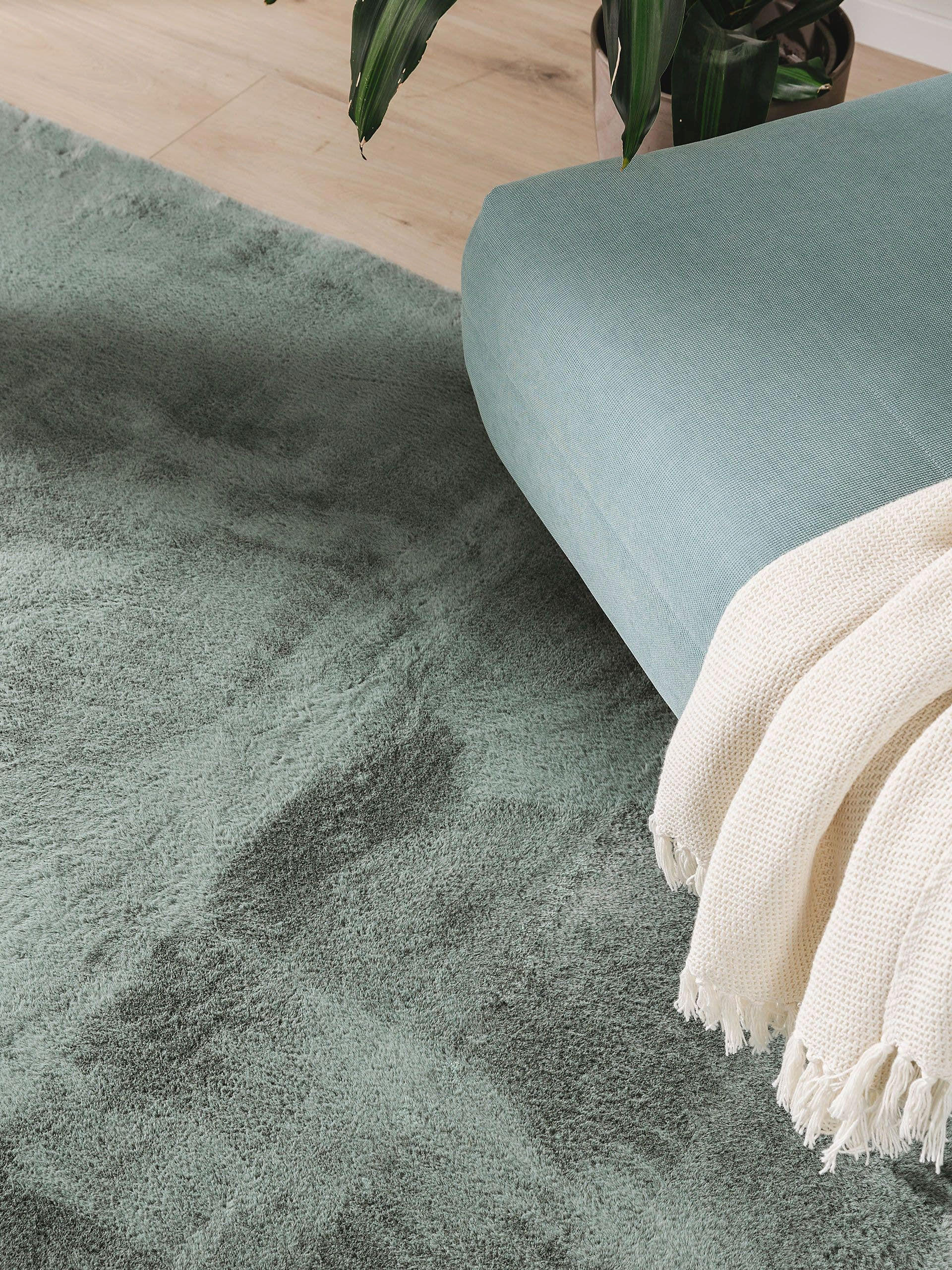 Thumbnail - benuta Kunstfellteppich, Grün, Kunststoff, Rechteckig, 200x290 cm, pflegeleicht, Teppiche & Böden, Teppiche, Fellteppich...