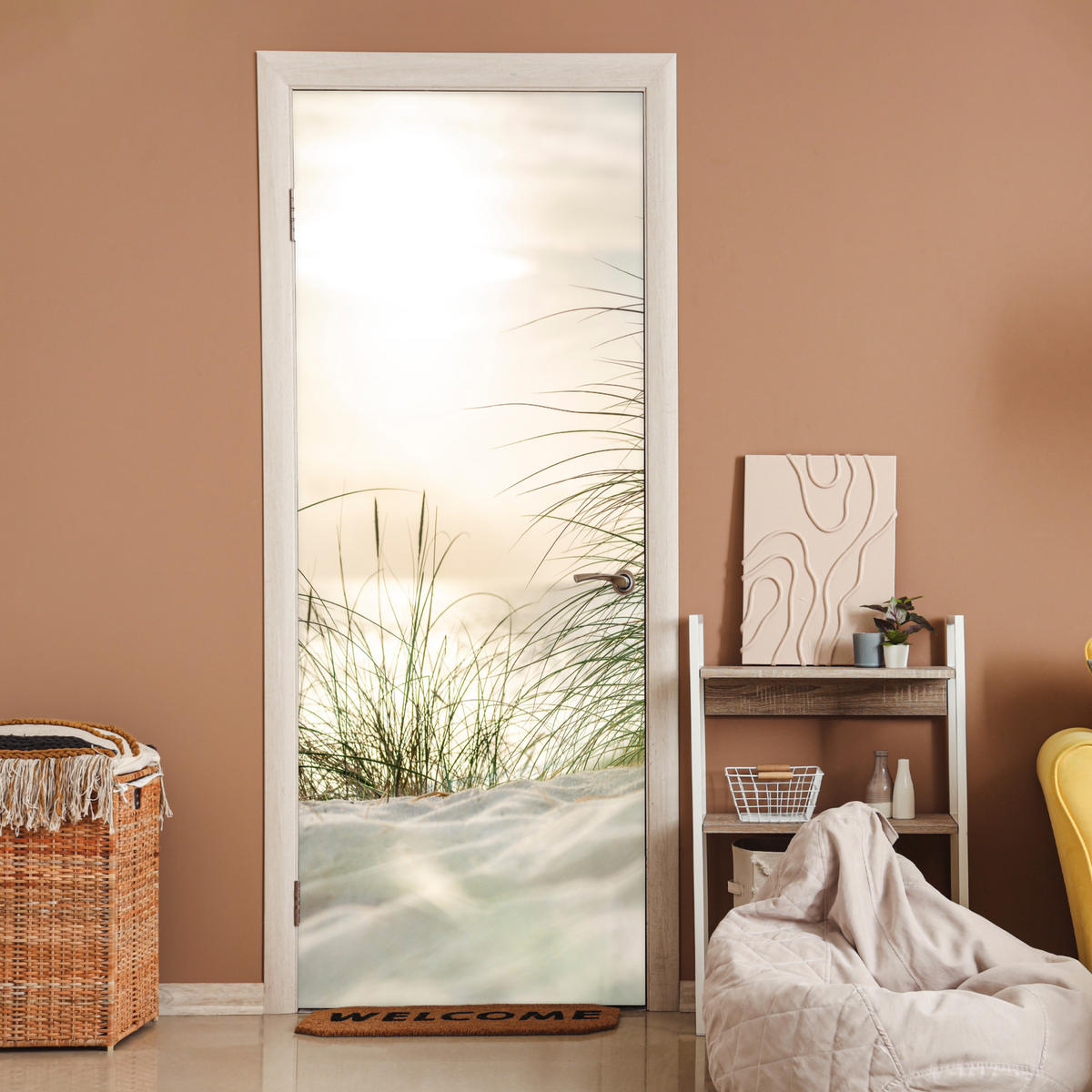 NALJEPNICA ZA VRATA Trava na dinama 95x235 cm - boje pijeska, plastika (95/0.1cm) - MuchoWow