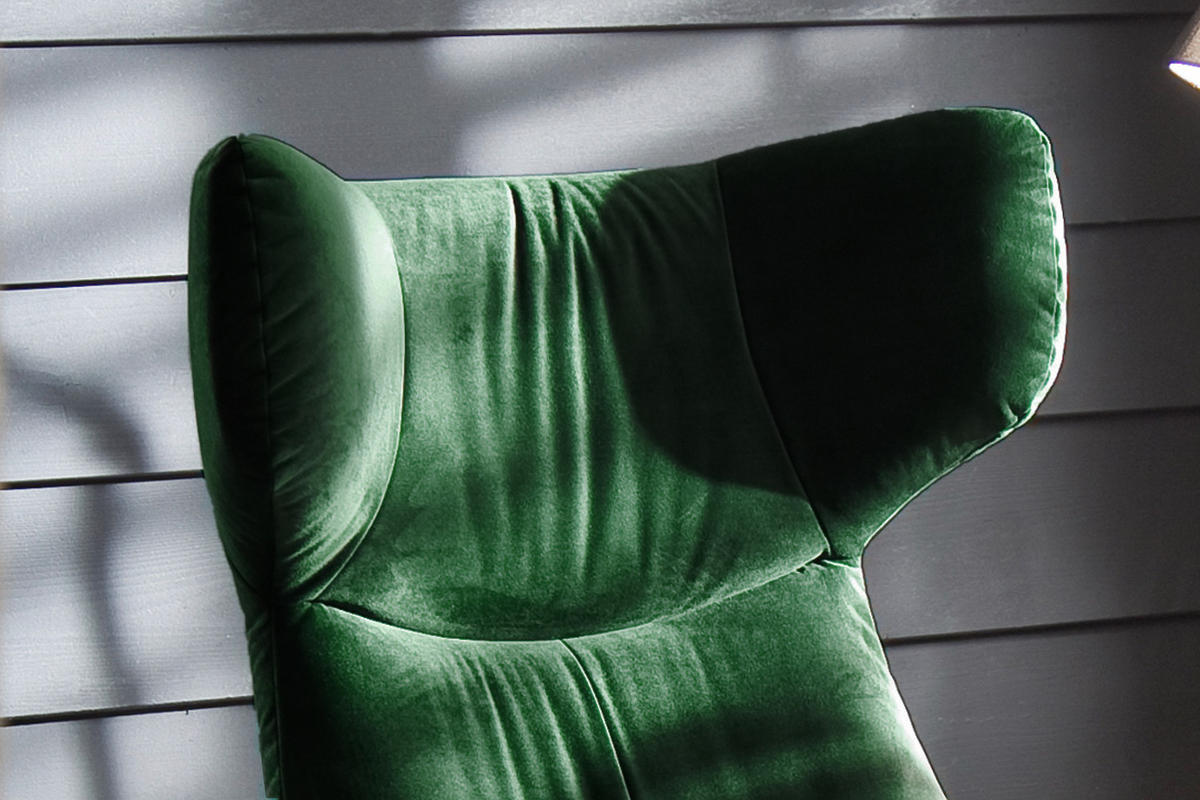 SESSEL MIT HOCKER LOTTE Smaragdgrün Velvet - Smaragdgrün/Schwarz, Textil (79/117/82cm) - KAWOLA