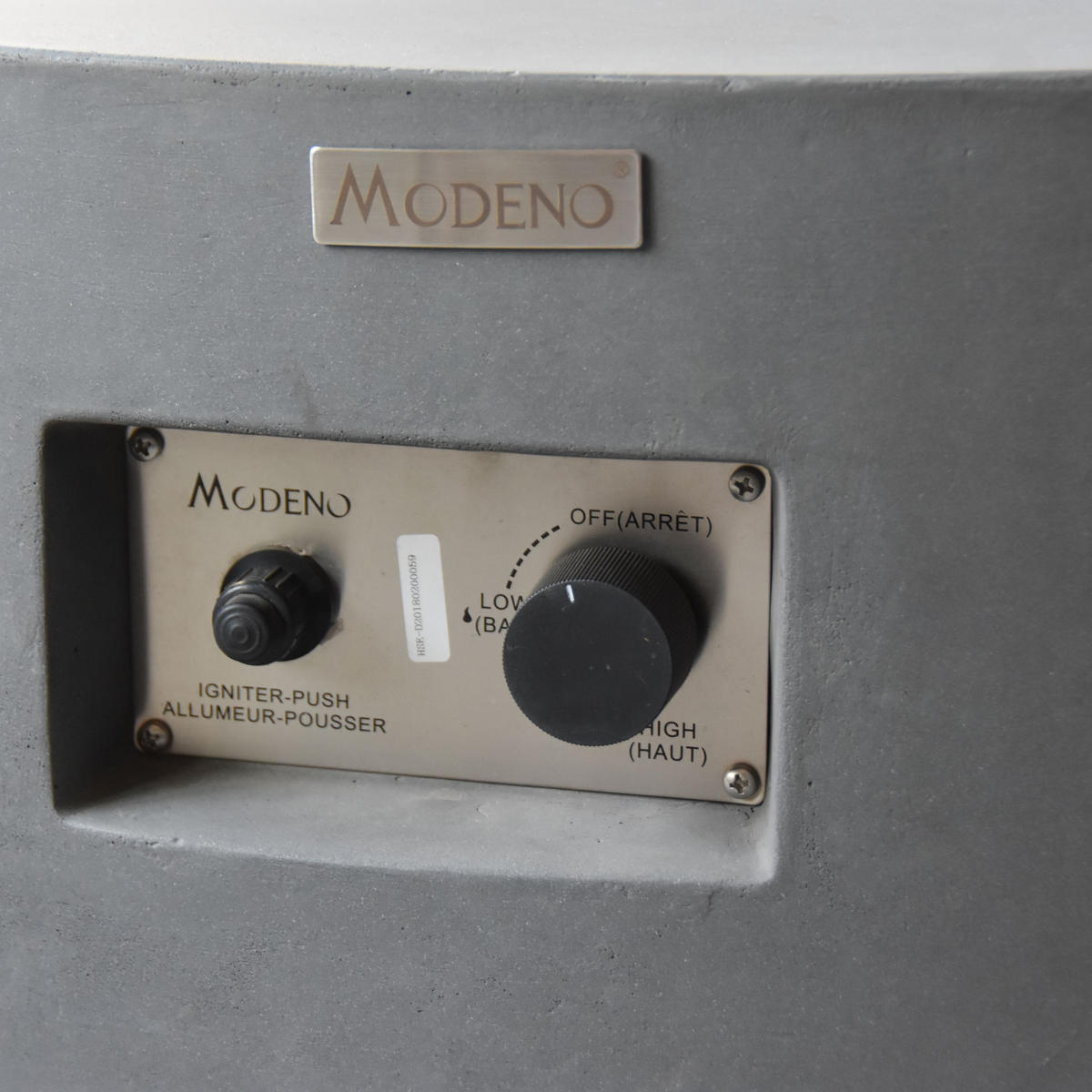 FEUERTISCH Tramore Gasfeuerstelle aus GF-Beton 87/87/36 cm - Hellgrau, Naturmaterialien (87/37/87cm) - Elementi