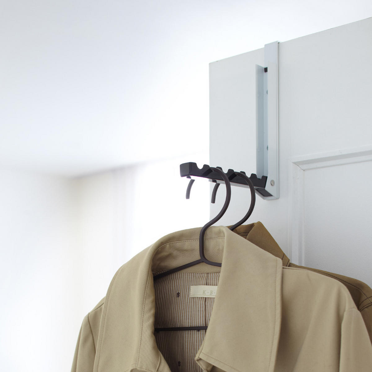 ÜBER-TÜRHAKEN Smart 7162 Weiß Schwarz Metall 20,5/20/2 cm - Schwarz, Metall (20/20.5/2cm) - Yamazaki